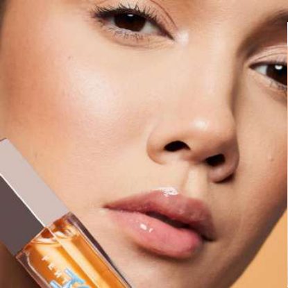 Gloss Bomb Ice Cooling Lip Gloss — Mellon Chillz y Cucum'brr, foto 2
