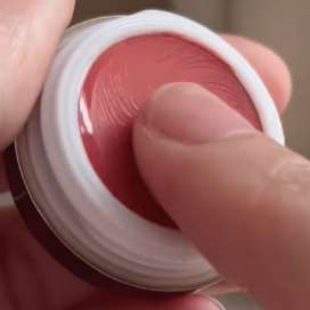 Yummy Skin Blurring Balm Powder Flushed - Matte Color for Cheek & Lip Mini 3 G, foto 6