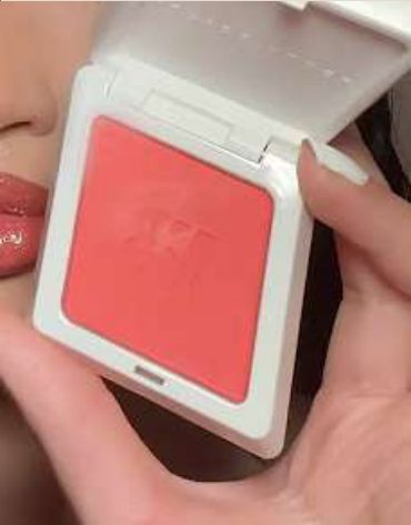Fenty Cheeks Suede Waterproof Powder Blush, foto 5