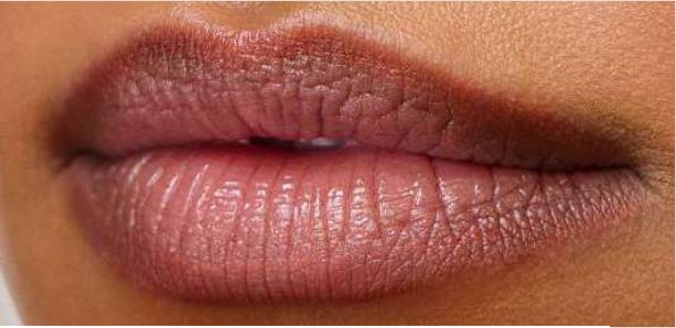 Signature Lip Sheer Lip Liner, foto 2