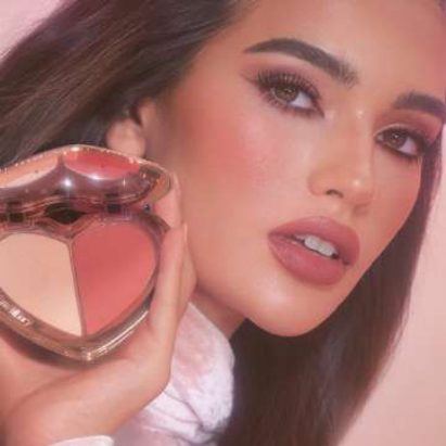 Pillow Talk Beauty Soulmates Airbrush Flawless Finish Brightening and Blush Powder Palette, foto 4
