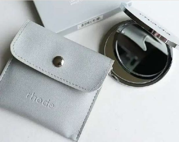 The Compact Mirror, foto 3